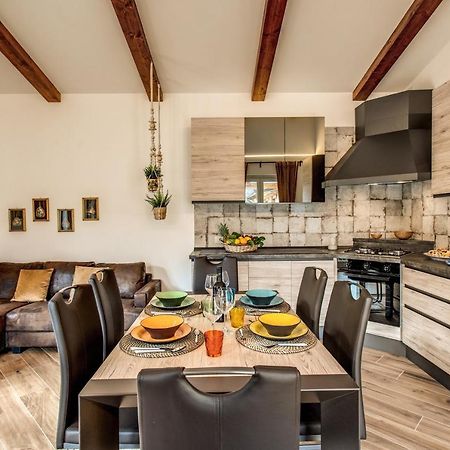 Chez Marie' - Modern Apartment In Countryside Sorrento Exterior photo